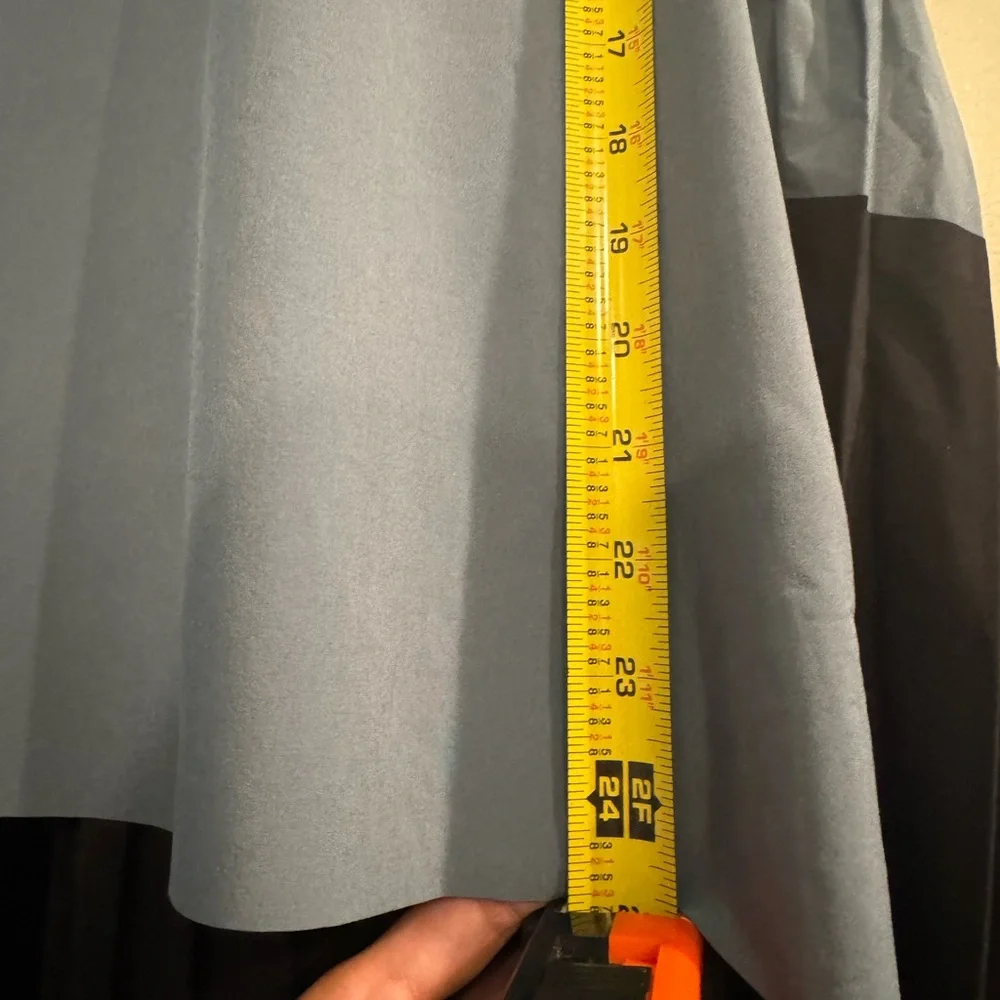 Athleta Shirt Womens Medium Swing Forward Pleated Tank Top Deep Ocean - Picture 7 of 7